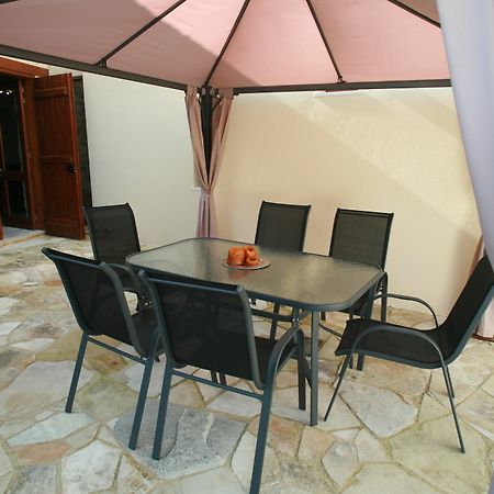 Areti Courtyard Villas Episkopi  Exterior photo